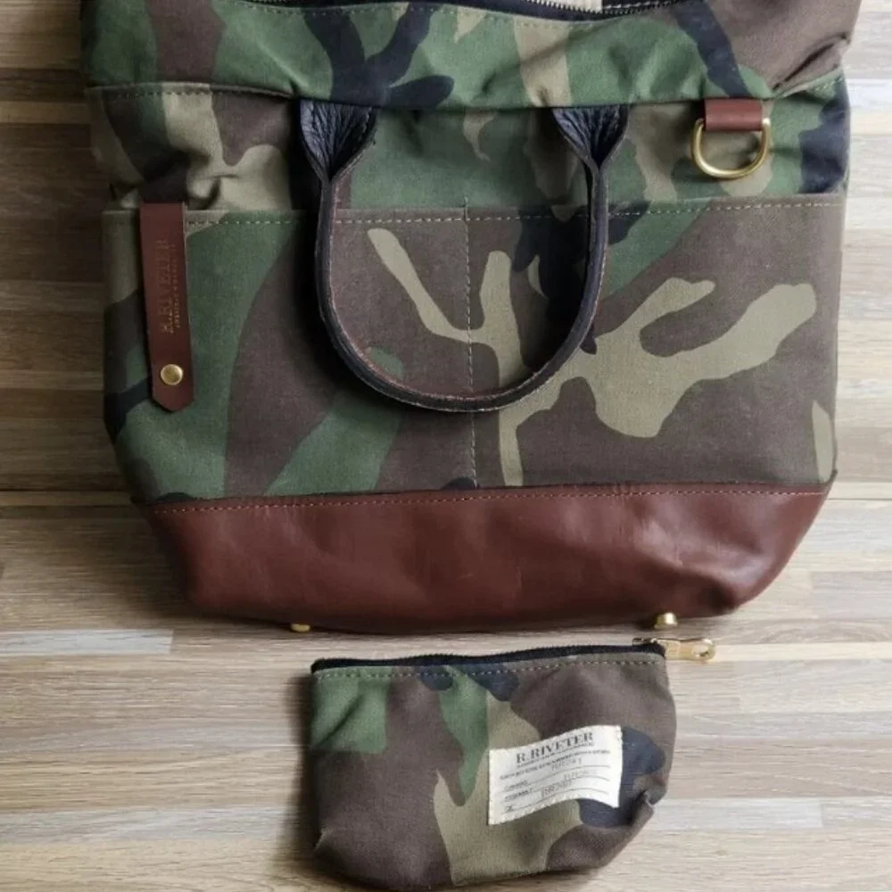 R. Riveter American Made Otto Camo Canvas Crossbody Handbag With Mini Coin Purse - Picture 6 of 16